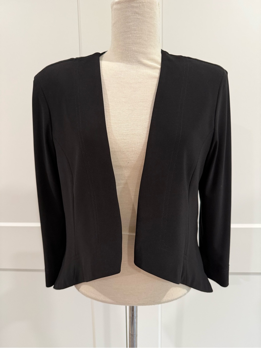 Joseph Ribkoff Black Open-Front Cropped Blazer